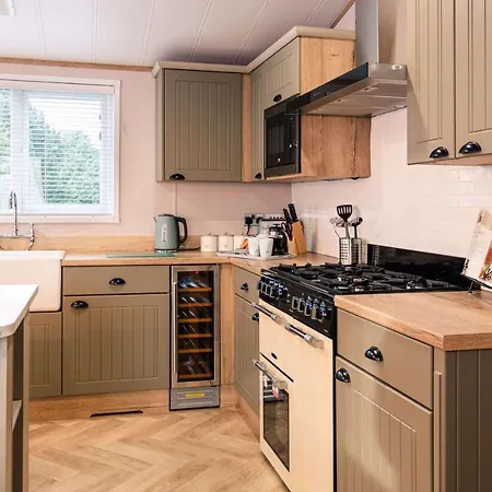 Lodge The White Rose With Hot Tub Γιορκ