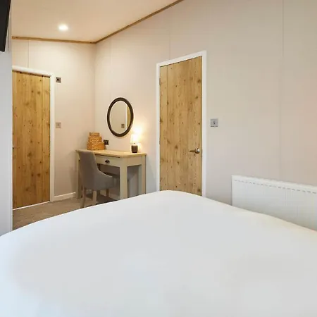 The White Rose With Hot Tub York